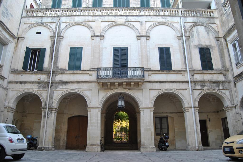 Garden Suite At Palazzo Famularo Lecce Pokoj fotografie